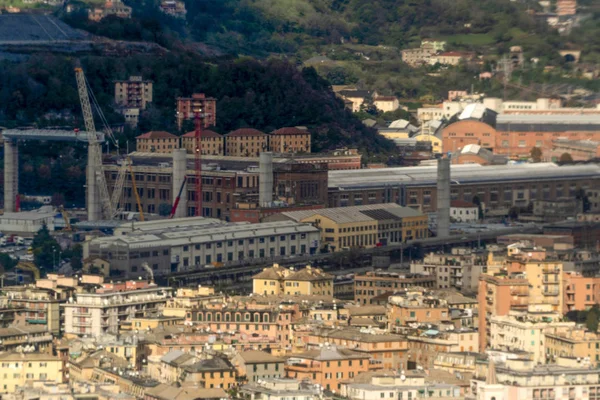 Genoa nuovo ponte morandi in costruzione vista aerea — Foto Stock