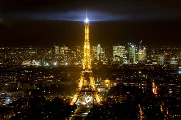 Vista nocturna de París panorama aéreo — Foto de Stock