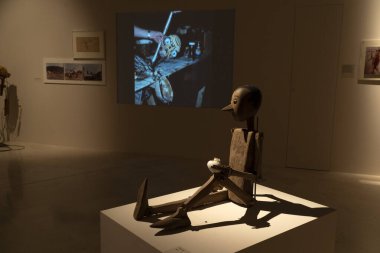 Roma, İtalya - 22 Kasım 2019 Canavarların Mekanikleri Carlo Rambaldi Sergisi