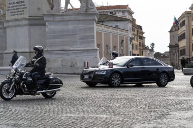 Roma, İtalya. 22 Kasım 2019 - Başkan Sergio Mattarella Quirinale Binası 'na vardı.