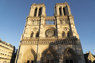 Notre dame Paris yanmadan önce