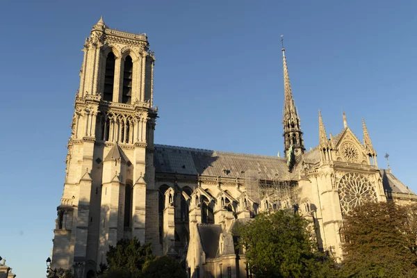 Notre dame Paris antes de queimar — Fotografia de Stock