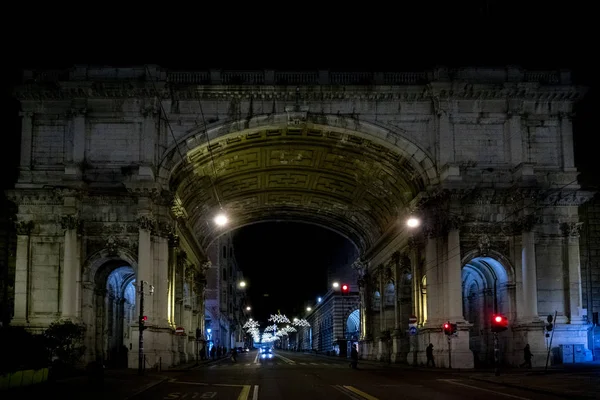 Genoa, Italy Monumental bridge at night — Stock Photo, Image