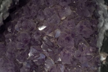 Ametist büyük taş detayı