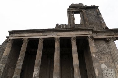 Pompei harabe evleri