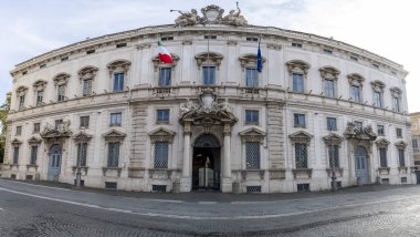 Roma Anayasa Mahkemesi Danışmanı Sarayı