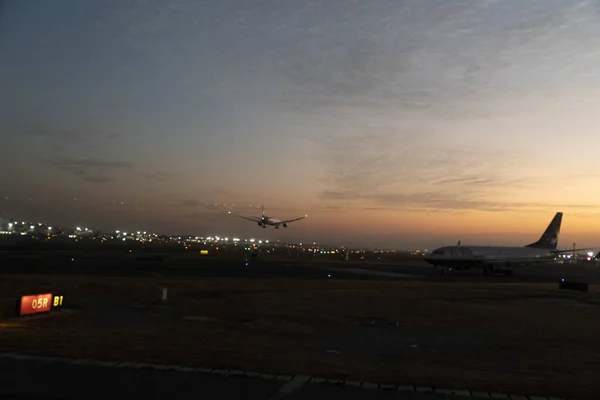 Mexico Stad Luchthaven Operaties Bij Zonsopgang Licht — Stockfoto