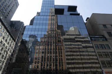 New York Şehri 5. cadde paraşütçüleri