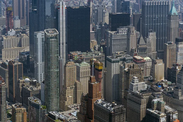 ヘリコプターからのニューヨーク市マンハッタン航空の航空写真 — ストック写真