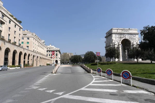 Genoa Talya Nisan 2020 Coronavirüs Yüzünden Şehir Merkezindeki Sokaklar Çöl — Stok fotoğraf