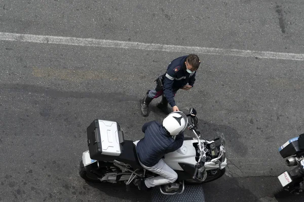 Genoa Italië April 2020 Politie Controle Tijdens Coronavirus Covid Quarentine — Stockfoto