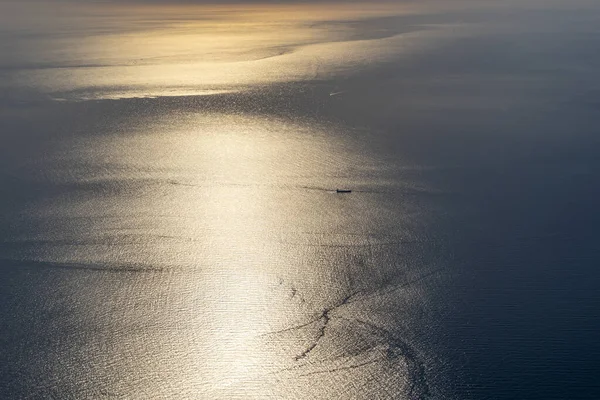 Vliegtuig Panorama Bij Zonsopgang Door Zee Bestemming — Stockfoto