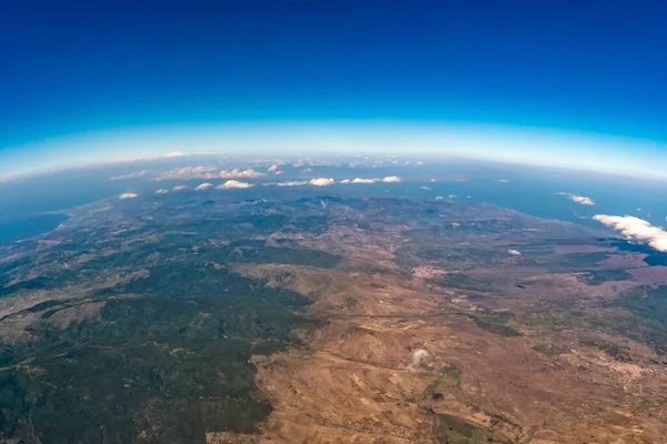 カターニアに着陸する前に飛行機から飛行機で — ストック写真