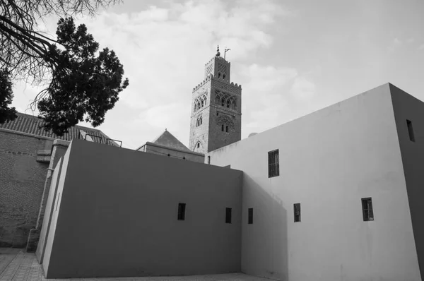 duvar koutoubia; Marakeş; Fas; geometrik; siyah ve beyaz