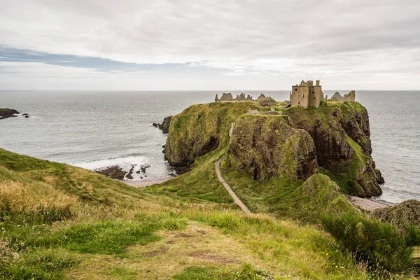  Stonehaven, İskoçya 'daki Dunnottar Şatosu 