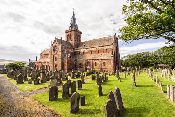 Magnus Cathedral Surrounding Gothic Graveyard Kirkwall Orkney Islands Scotland Holy Stock Image