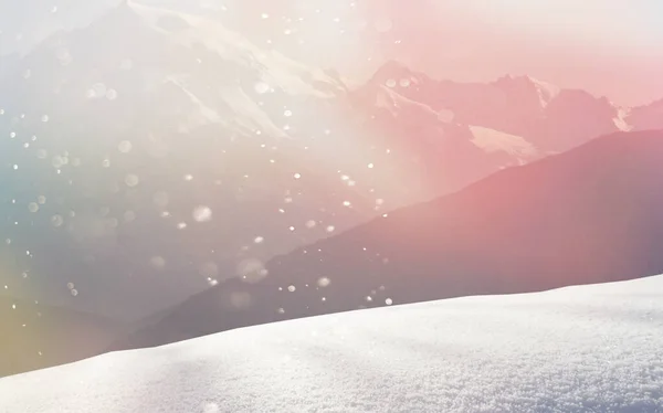 Красивый Зимний Пейзаж Горами Снегу — стоковое фото