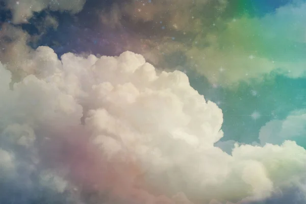 Bulutlu güzel mavi gökyüzü arkaplanı