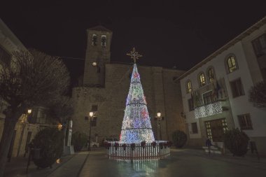 Torreldelcampo Noel ışıklarıyla