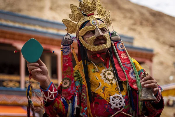 Tak Thok festival, munk utför rituella danser — Stockfoto