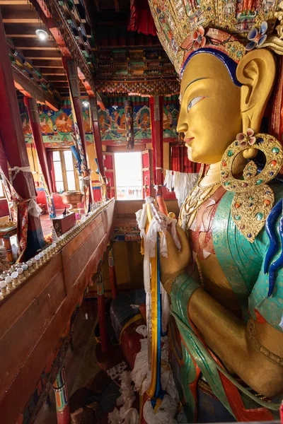 Hemis Monastery, head of a golden Buddha statue — Stock Photo, Image