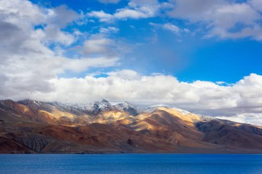 Tso Moriri Gölü manzarası, Ladakh, Hindistan