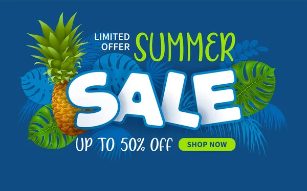 关于夏季销售的广告横幅 富有表现力的字母 成熟的菠萝果 热带树叶和纽扣的商店现在流行的经典蓝色背景 矢量说明 — 图库矢量图片