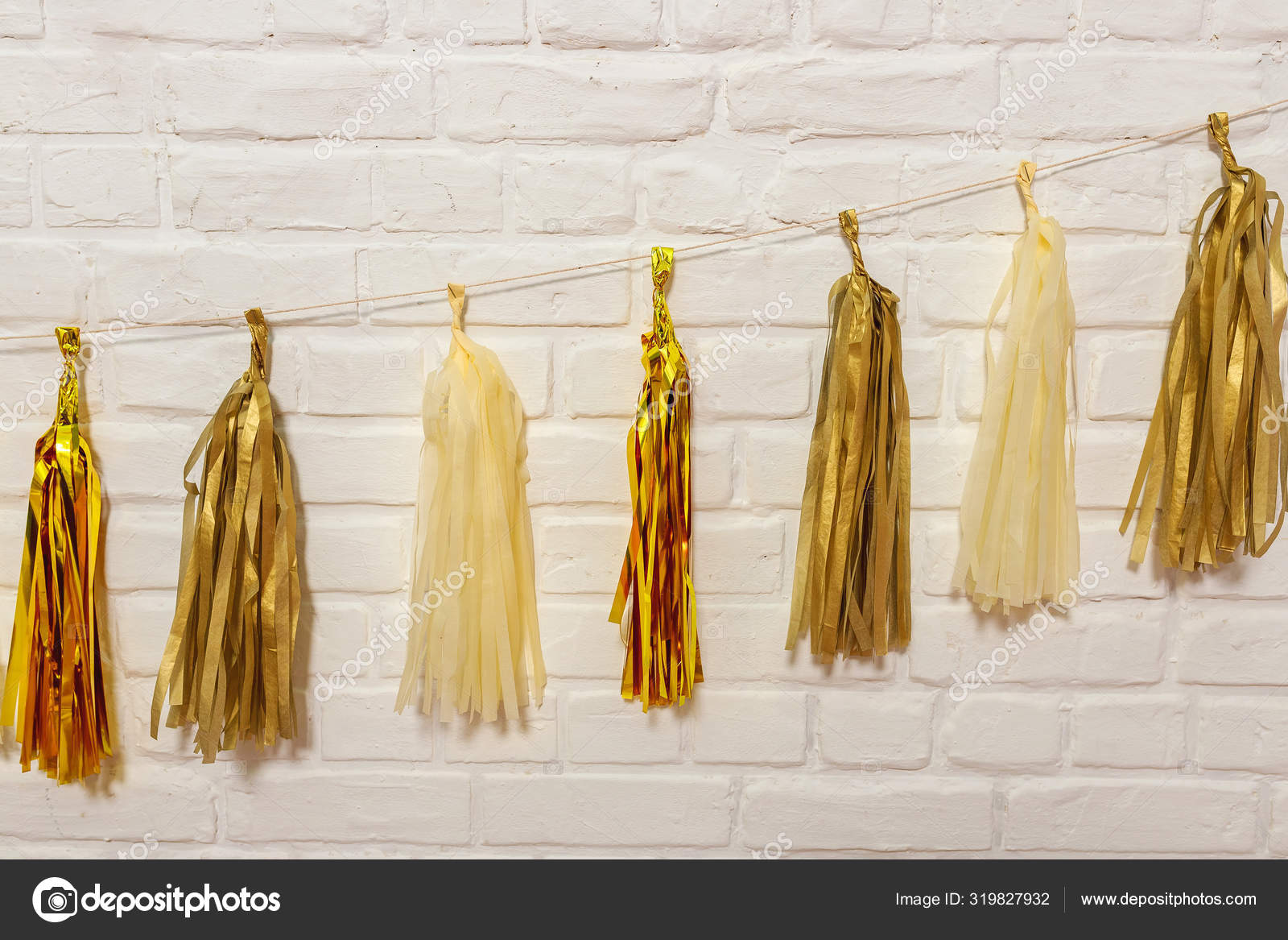gold paper garland