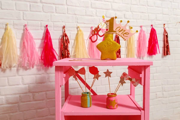 Ідеї Прикраси Рожевого Стилю Першого Року Народження Маленької Дівчинки Паперові — стокове фото
