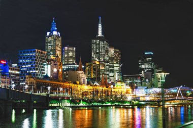 Melbourne, gece