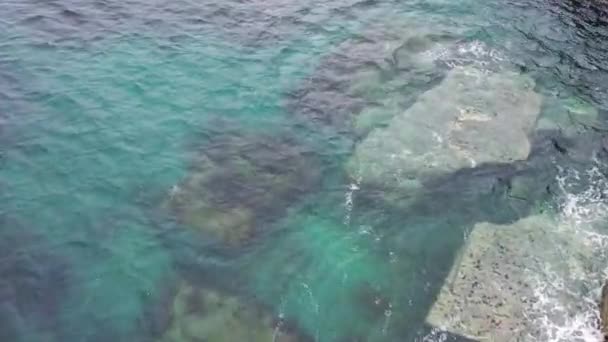 Hermosa vista aérea de la isla de Valentia. Escenic Irish countyside on a dull spring day, County Kerry, Irlanda . — Vídeo de stock