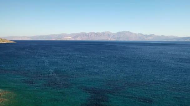 Вид с воздуха на остров Спиналонга, Крит, Греция — стоковое видео