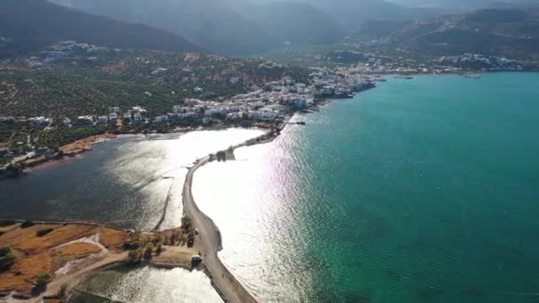 Vista aérea de Elouda, isla de Creta, Grecia — Vídeos de Stock