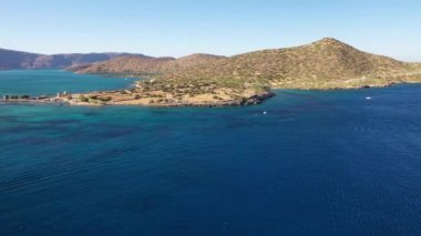 Yunanistan 'ın Girit kentindeki Spinalonga Adası' nın hava manzarası