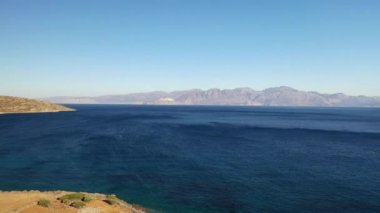 Yunanistan 'ın Girit kentindeki Akdeniz havadan görünüşü