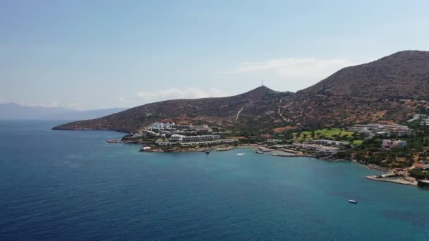 Elounda, Girit, Yunanistan 'ın hava manzarası — Stok video