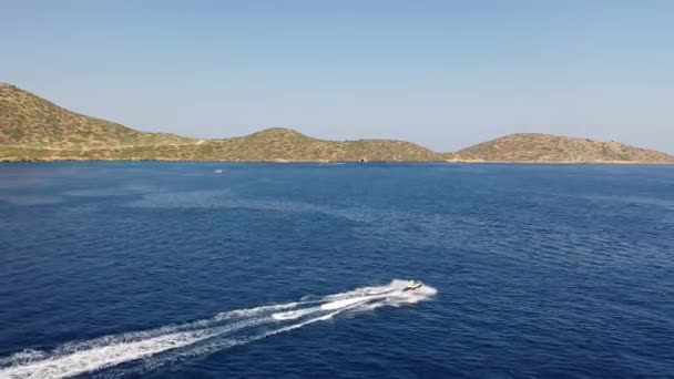 Vue aérienne des bateaux dans la mer Méditerranée, Crète, Grèce 