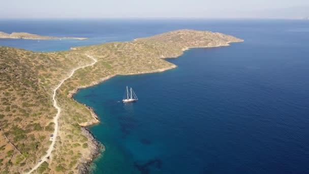 Vue aérienne de l'île de Kalydon, Crète, Grèce — Video