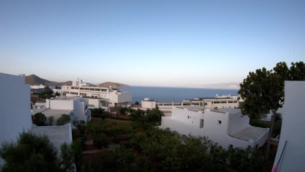 Semesteranläggning vid havet i Elounda timelapse, Kreta, Grekland — Stockvideo