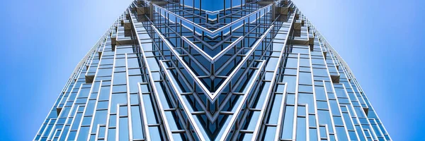 Onderzijde Panoramisch Perspectief Uitzicht Staal Blauw Glas Hoogbouw Wolkenkrabbers Business — Stockfoto