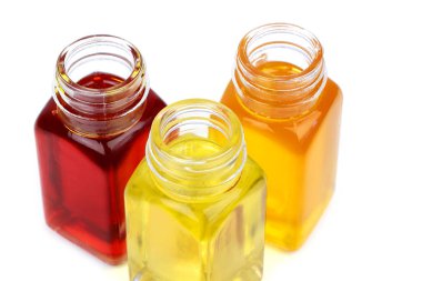 Yağlar ile üç şişe