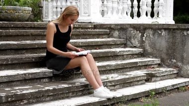 Kız öğrenci kitabı, Bölüm 2 okuma