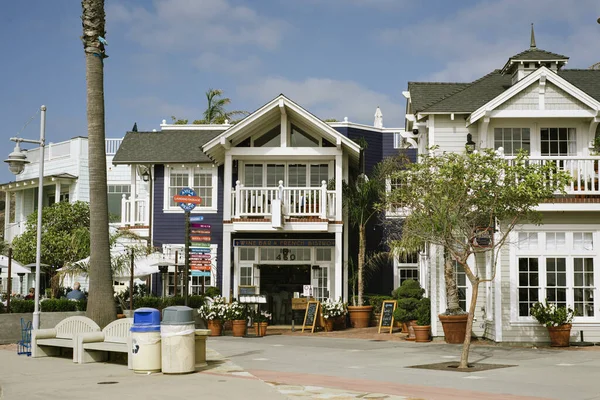 Avila Beach Kalifornia Usa Października 2019 Fasady Budynków Handlowych Słoneczny — Zdjęcie stockowe