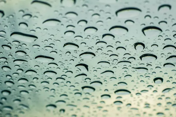 Gotas Água Vidro Teto Solar Carro Com Espaço Cópia — Fotografia de Stock