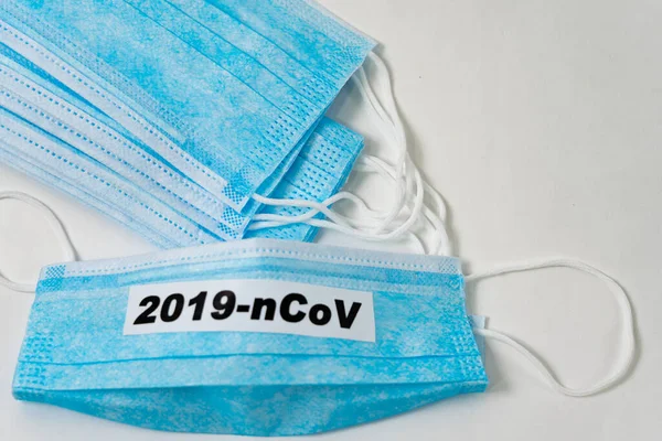Pakaian Pelindung Medis Dengan Tulisan 2019 Ncov Pada Konsep Epidemi — Stok Foto
