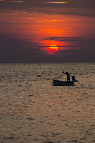 Fischer bei Sonnenuntergang - Rovinj - Kroatien — Stockfoto