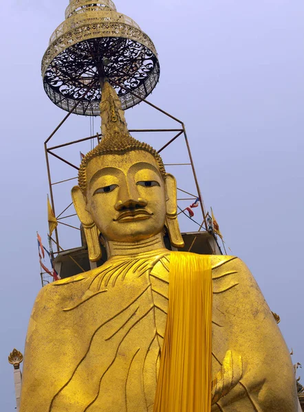 在曼谷-泰国的佛雕像 — 图库照片