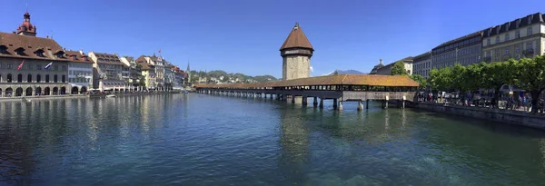 Most Kapellbrücke - Lucerna - Szwajcaria — Zdjęcie stockowe