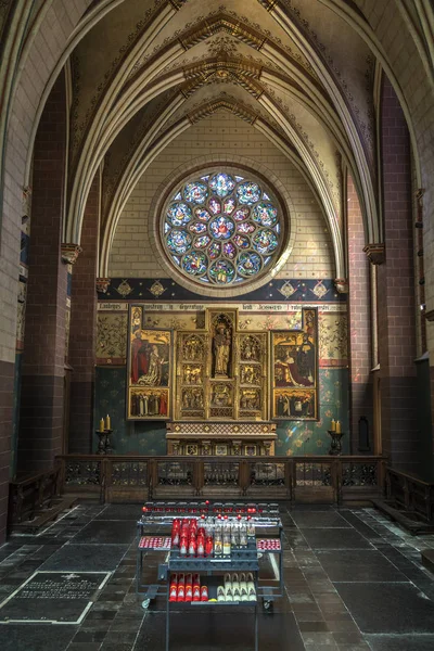 St Joseph retable - Our Lady Katedrali - Antwerp - Belçika — Stok fotoğraf