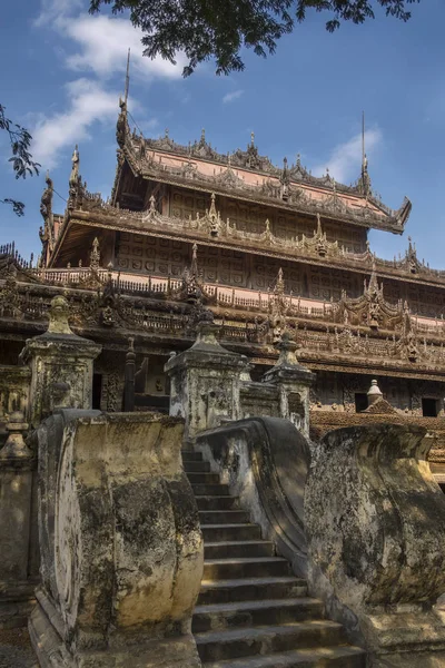 Monastero di Shwe Nandew - Amarapura-Myanmar — Foto Stock